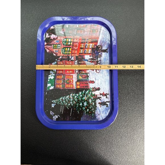 Set Of 4 Vintage Christmas Holiday Trays With Winter Village Design - Picture 4 of 5